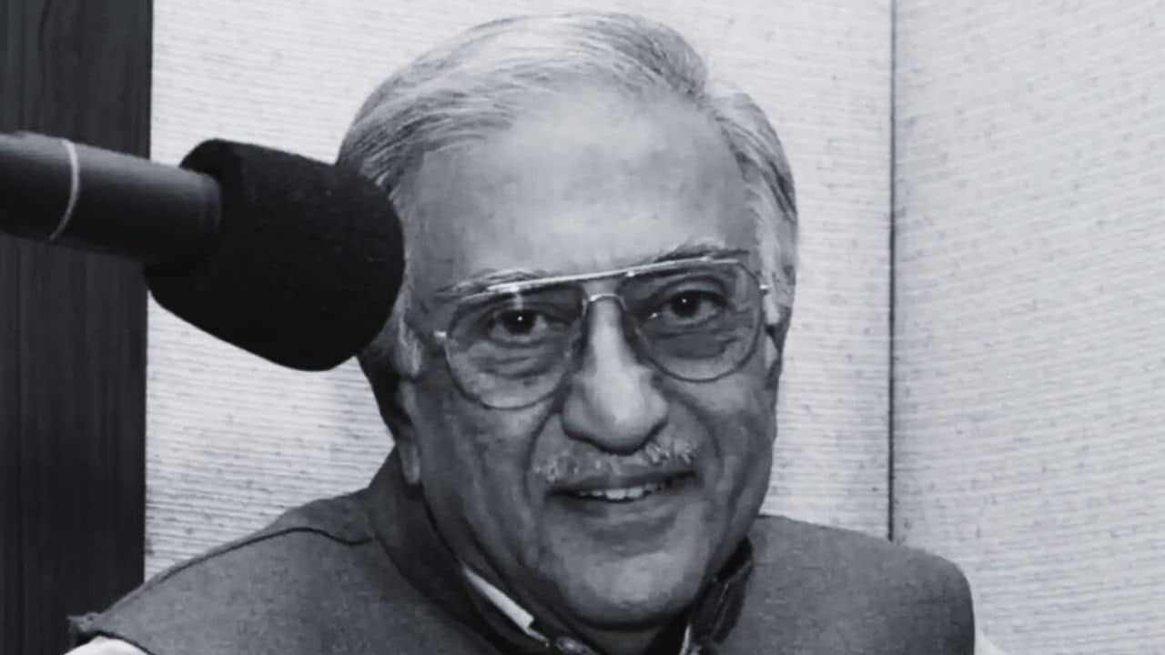 চির ঘুমে গীতমালার কণ্ঠ, ৯১ বছরে প্রয়াত আমিন সায়ানি