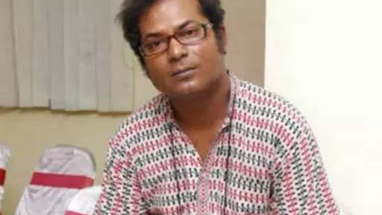 হাজার লোকের মাঝখানে সুদীপ্তার সঙ্গে দীর্ঘ চুম্বন দৃশ্যের শুটিং, কতখানি অস্বস্তিতে ছিলেন চন্দন সেন? হাজার লোকের মাঝখানে সুদীপ্তার সঙ্গে দীর্ঘ চুম্বন দৃশ্যের শুটিং, কতখানি অস্বস্তিতে ছিলেন চন্দন সেন?