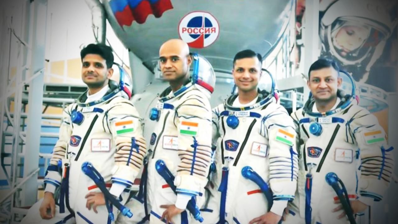 ISRO-র রকেটে মহাকাশে যাবেন এই চার ভারতীয় , বিরাট ঘোষণা মোদীর