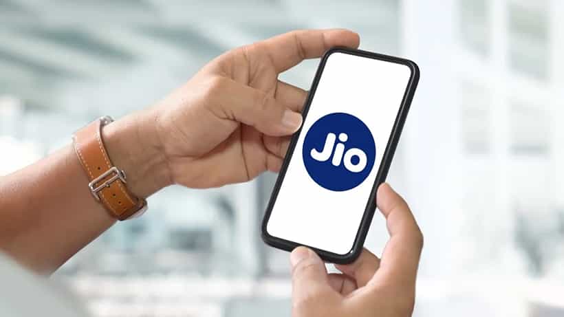 কলিং আর ডেটার জন্য রিচার্জ করুন Jio-র এই প্ল্যান, ফ্রিতে পেয়ে যান 14 OTT সাবস্ক্রিপশন