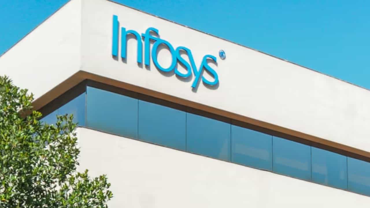 Work From Home: বদল আনল Infosys, 'ওয়ার্ক ফ্রম হোমে'র সুযোগ কি থাকছে? Work From Home: বদল আনল Infosys, 'ওয়ার্ক ফ্রম হোমে'র সুযোগ কি থাকছে?