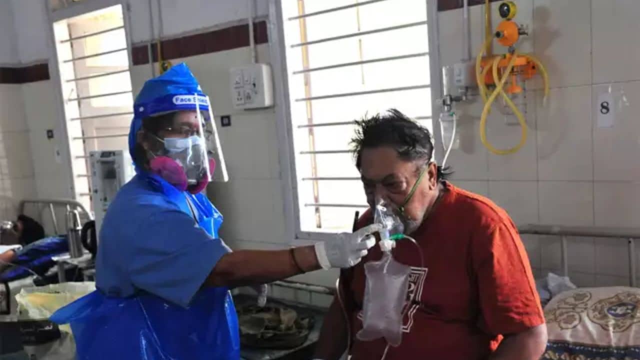 Post Covid Problems: চিন, ইউরোপের নাগরিকদের তুলনায় ভারতীয়দের উপরই কোভিড বেশি প্রভাব ফেলেছে: সমীক্ষা