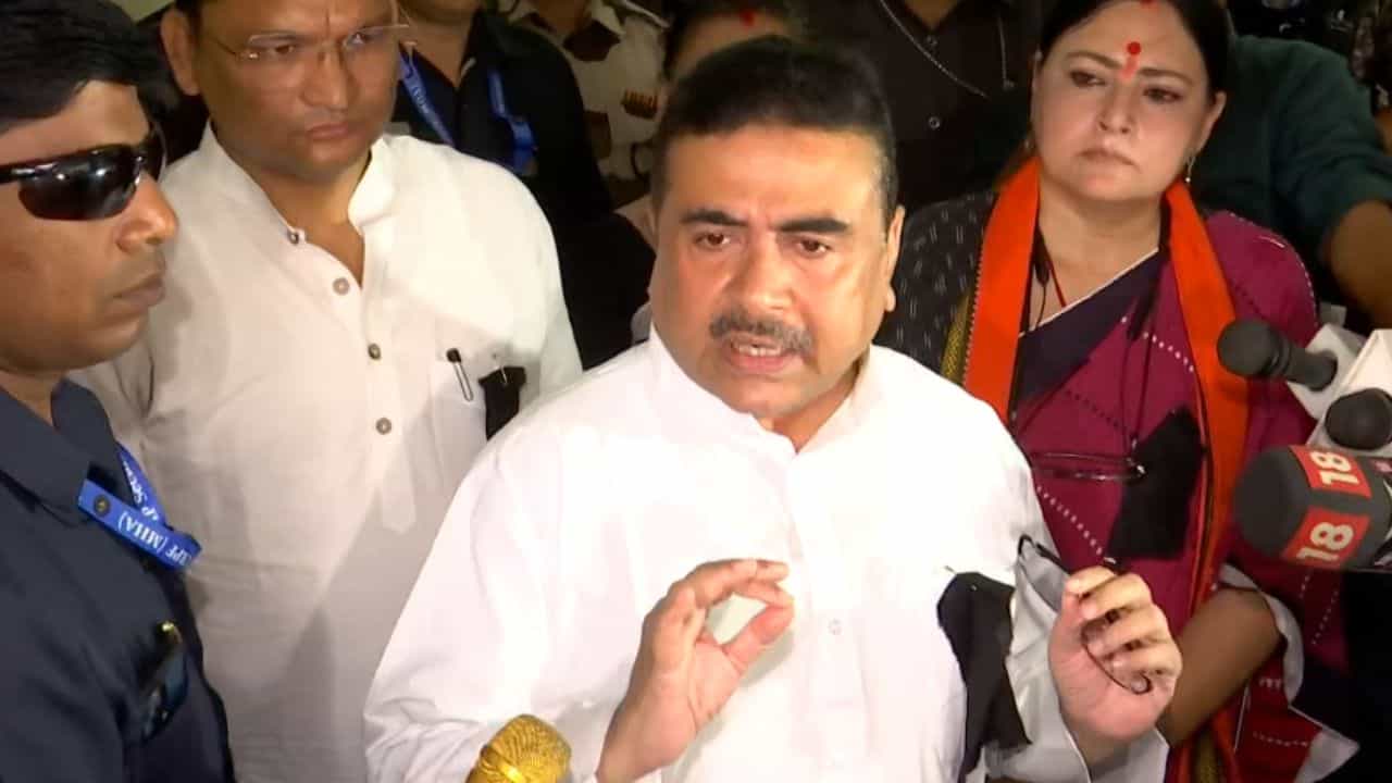BJP in Sandeshkhali: তৃণমূলের ব্রিগেডের দিনই বিজেপির ফোকাসে সন্দেশখালি, বড় সভা শুভেন্দুর BJP in Sandeshkhali: তৃণমূলের ব্রিগেডের দিনই বিজেপির ফোকাসে সন্দেশখালি, বড় সভা শুভেন্দুর