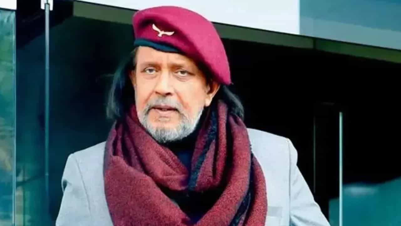 Mithun Chakraborty: হঠাৎ অসুস্থ মিঠুন, ভর্তি কলকাতার হাসপাতালে Mithun Chakraborty: হঠাৎ অসুস্থ মিঠুন, ভর্তি কলকাতার হাসপাতালে