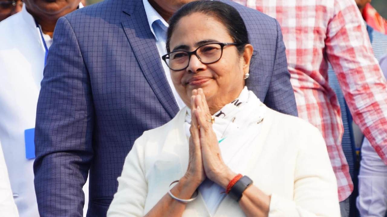 Mamata Banerjee: আজ থেকেই ১০০ দিনের কাজের টাকা পাঠানো শুরু করবে রাজ্য