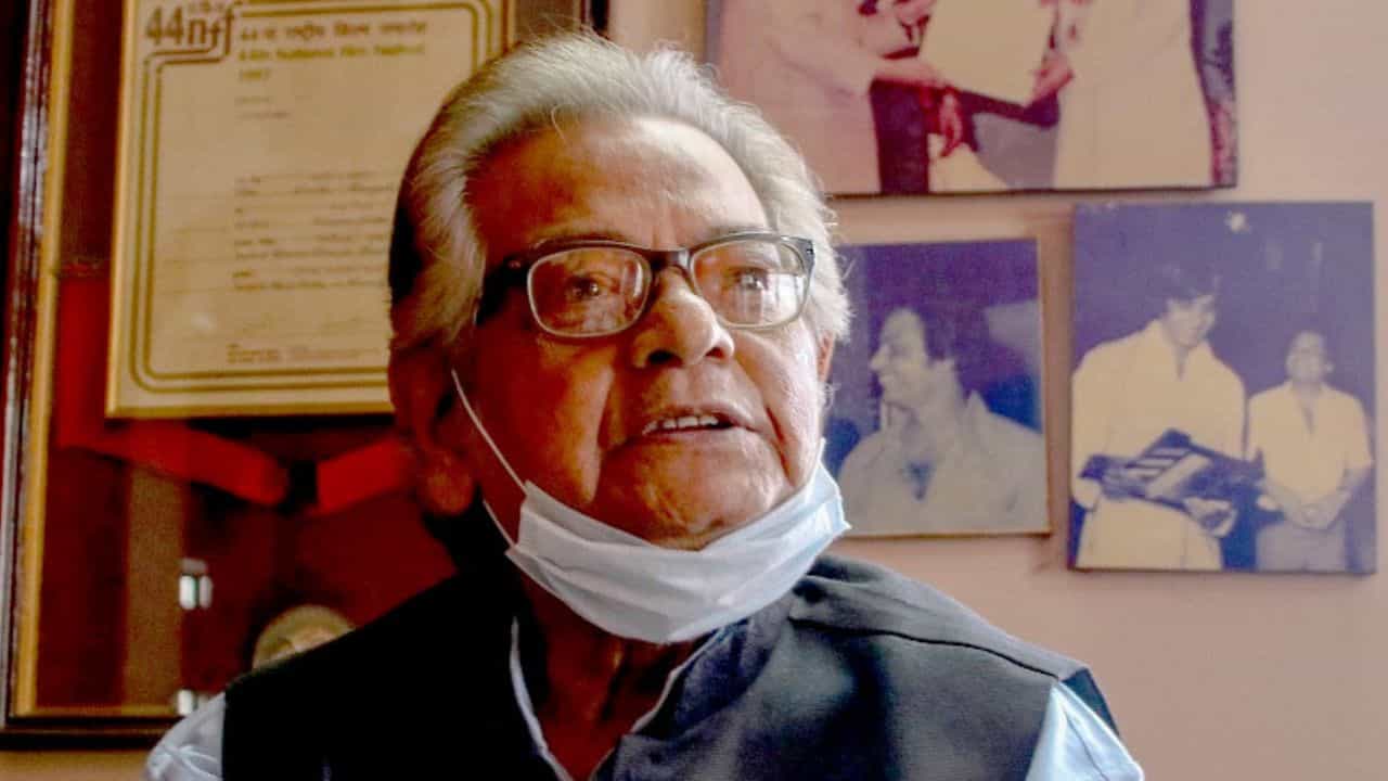 হাসপাতালে ভর্তি কিংবদন্তি পরিচালক প্রভাত রায়, শুরু হয়েছে ডায়ালিসিস; কেমন আছেন তিনি? হাসপাতালে ভর্তি কিংবদন্তি পরিচালক প্রভাত রায়, শুরু হয়েছে ডায়ালিসিস; কেমন আছেন তিনি?