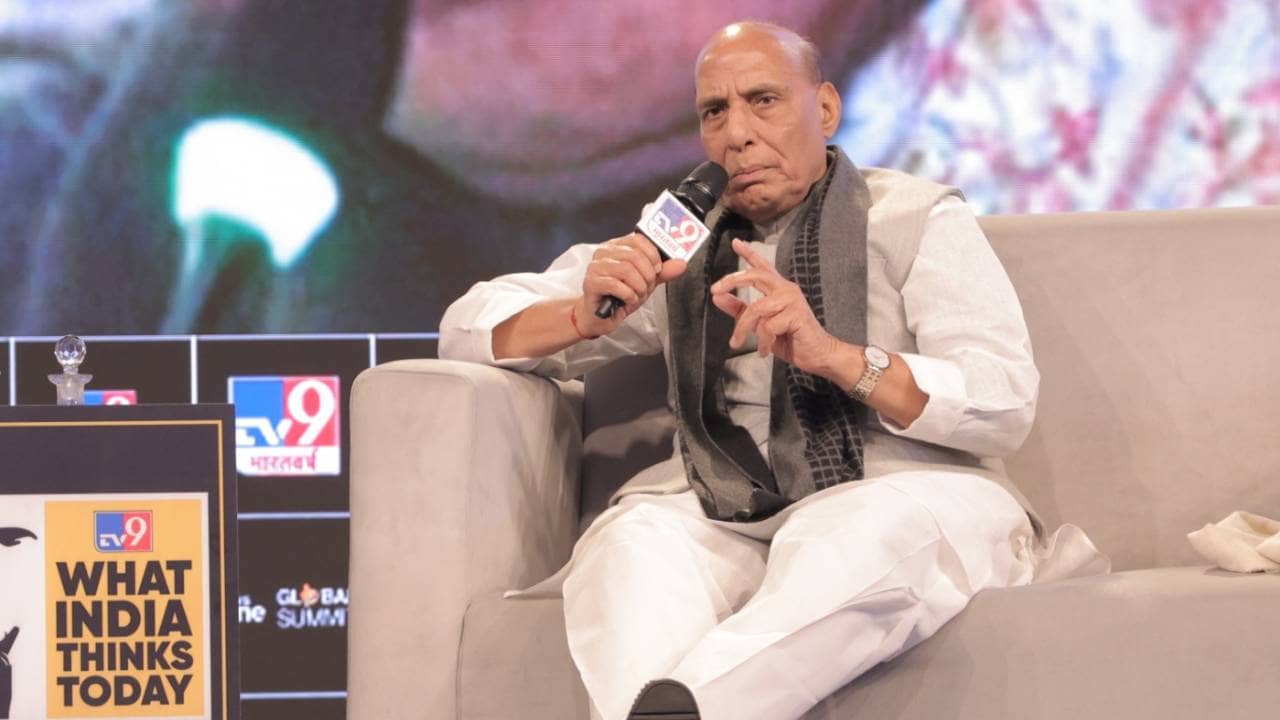 Satta Sanmelan: ‘সেনা যে কোনও পরিস্থিতির জন্য তৈরি’, চিনের প্রসঙ্গে কেন এমন বললেন রাজনাথ? 