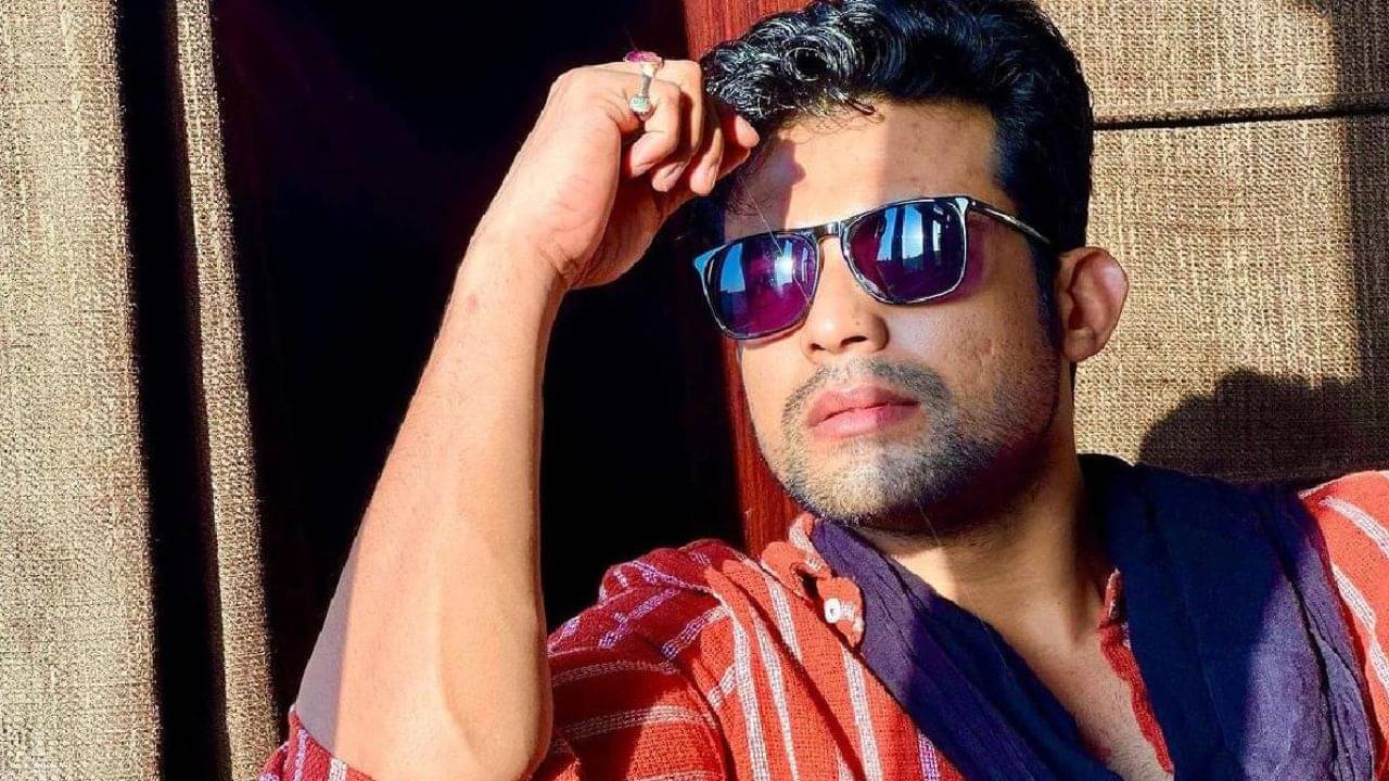 নিজের জন্মদাত্রীকে নন, অন্য একজনকে মা ডাকতেন রণজয় বিষ্ণু