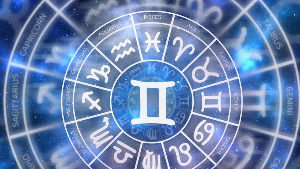 Today Horoscope 4th March, 2024: সপ্তাহের প্রথম দিন কেমন কাটবে আপনার? পড়ুন রাশিফল Today Horoscope 4th March, 2024: সপ্তাহের প্রথম দিন কেমন কাটবে আপনার? পড়ুন রাশিফল