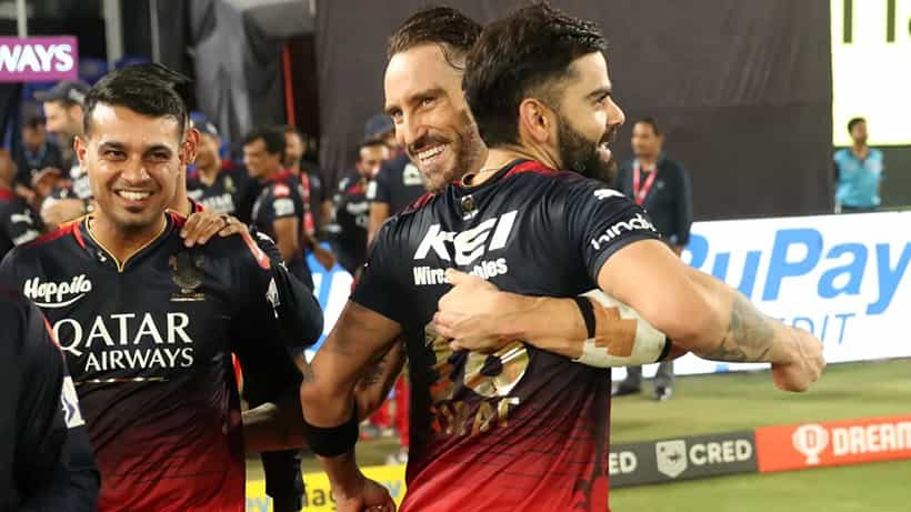 Faf du Plessis Profile: বিরাটের সঙ্গে জমাট জুটি, আরসিবির আপন হয়ে উঠেছেন ডুপ্লেসি