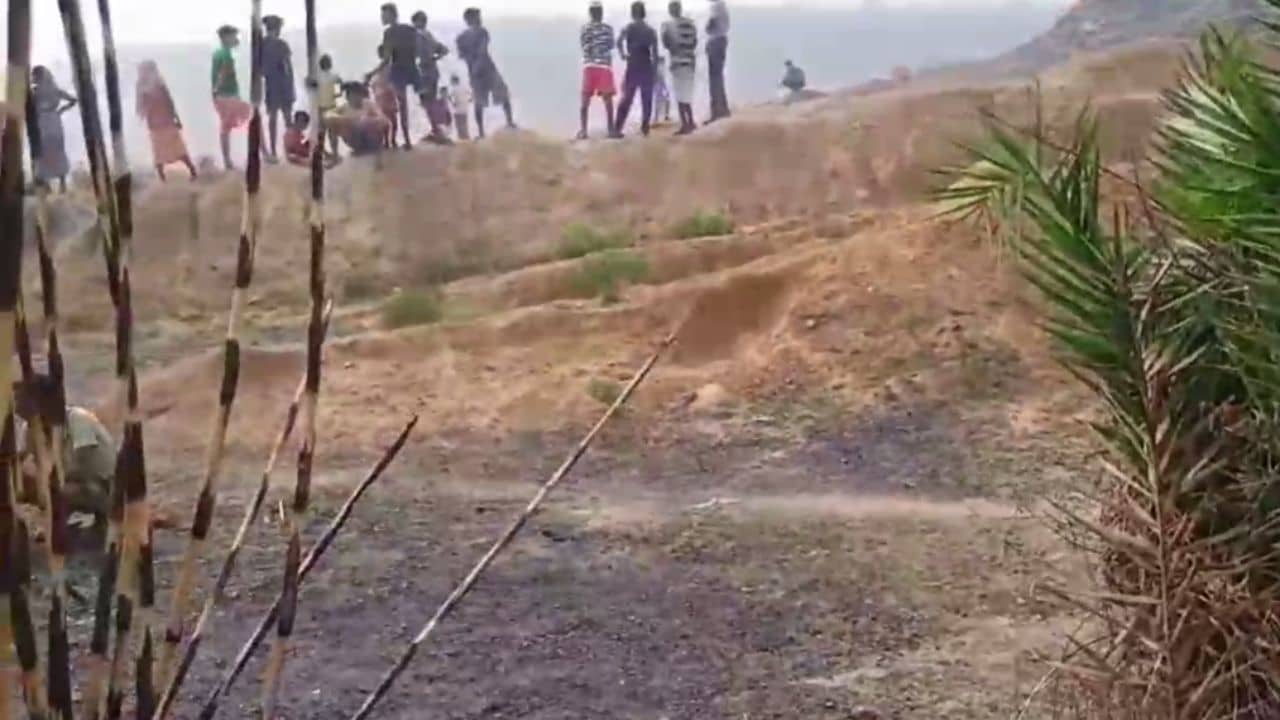 Bankura News: ধসে চাপা পড়ে মৃত্যু হল এক ব্যক্তির