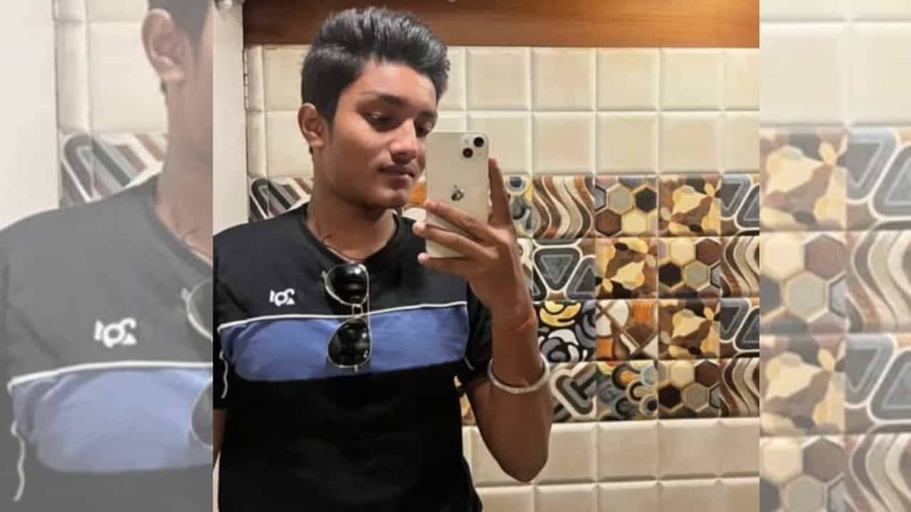 Behala: পরীক্ষা শেষে বন্ধুদের সঙ্গে ঘুরতে গিয়েছিল, উদ্ধার হল উচ্চ মাধ্যমিক পরীক্ষার্থীর ঝুলন্ত দেহ Behala: পরীক্ষা শেষে বন্ধুদের সঙ্গে ঘুরতে গিয়েছিল, উদ্ধার হল উচ্চ মাধ্যমিক পরীক্ষার্থীর ঝুলন্ত দেহ