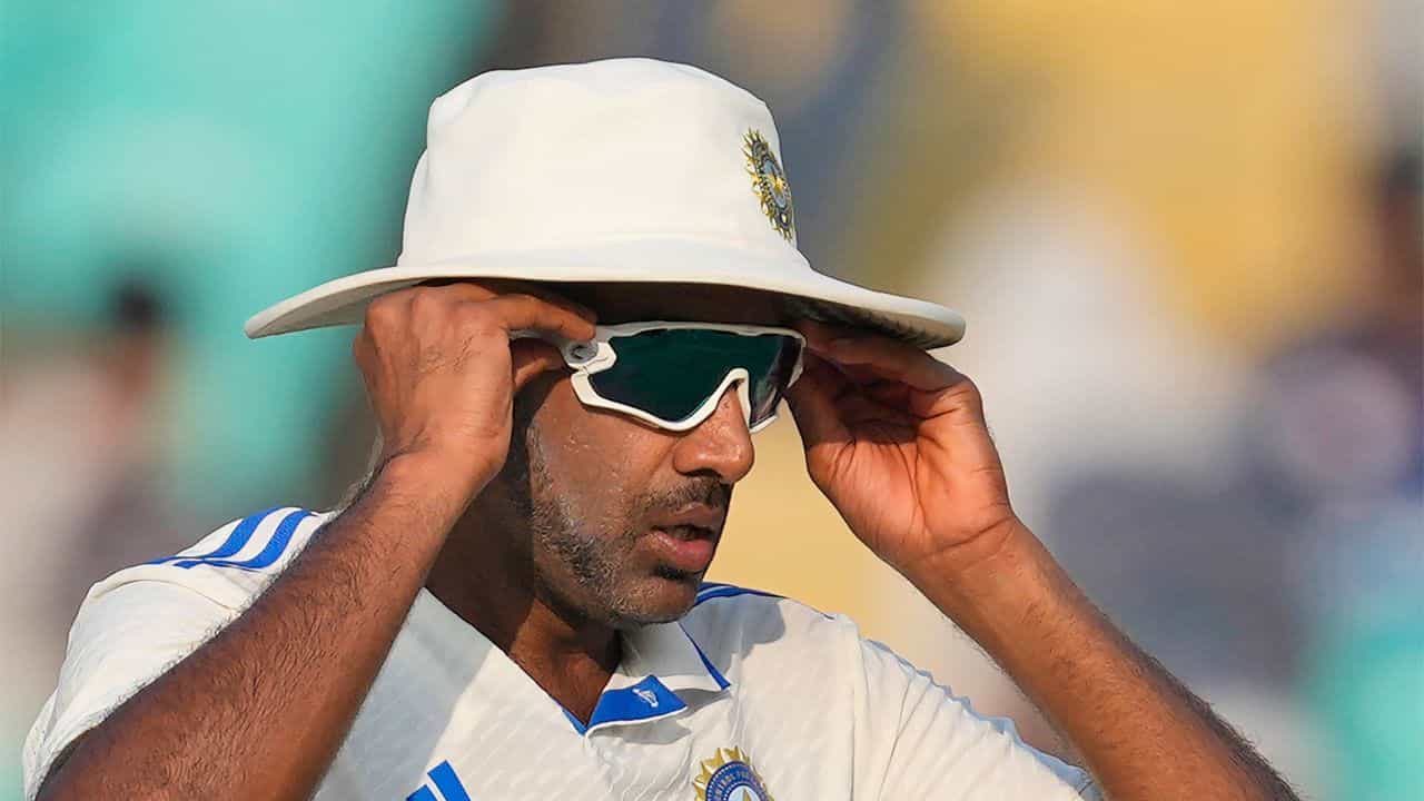 Ravichandran Ashwin: অশ্বিন শততম টেস্টে রুটকে বাগে আনবেন কী ভাবে? ফাঁস পরিকল্পনা Ravichandran Ashwin: অশ্বিন শততম টেস্টে রুটকে বাগে আনবেন কী ভাবে? ফাঁস পরিকল্পনা