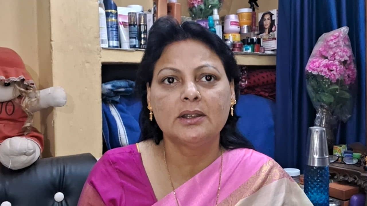 Durgapur: কুকথা! দিলীপ ঘোষের বিরুদ্ধে থানায় গেলেন এক দুর্গাপুরের এক মহিলা