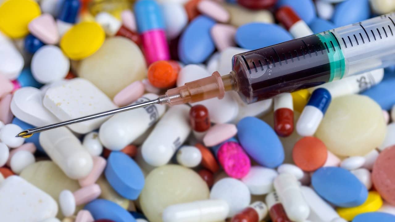 Medicines price hike: পেইনকিলার থেকে প্যারাসিটামল-অ্যান্টিবায়োটিক, দাম বাড়ছে ৮০০-র বেশি ওষুধের