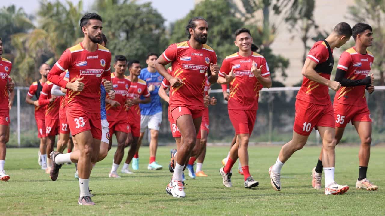 ISL 2023-24: হাতে ৬ বিদেশি, গোয়া ম্যাচের আগেও কুয়াদ্রাতের ভাবনায় ডার্বি ISL 2023-24: হাতে ৬ বিদেশি, গোয়া ম্যাচের আগেও কুয়াদ্রাতের ভাবনায় ডার্বি