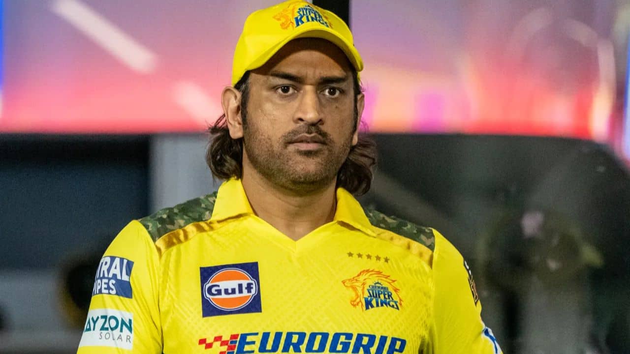 MS Dhoni: ধোনিকে প্রণাম করেননি মালিঙ্গা! প্রকাশ্যে অন্য ভিডিয়ো