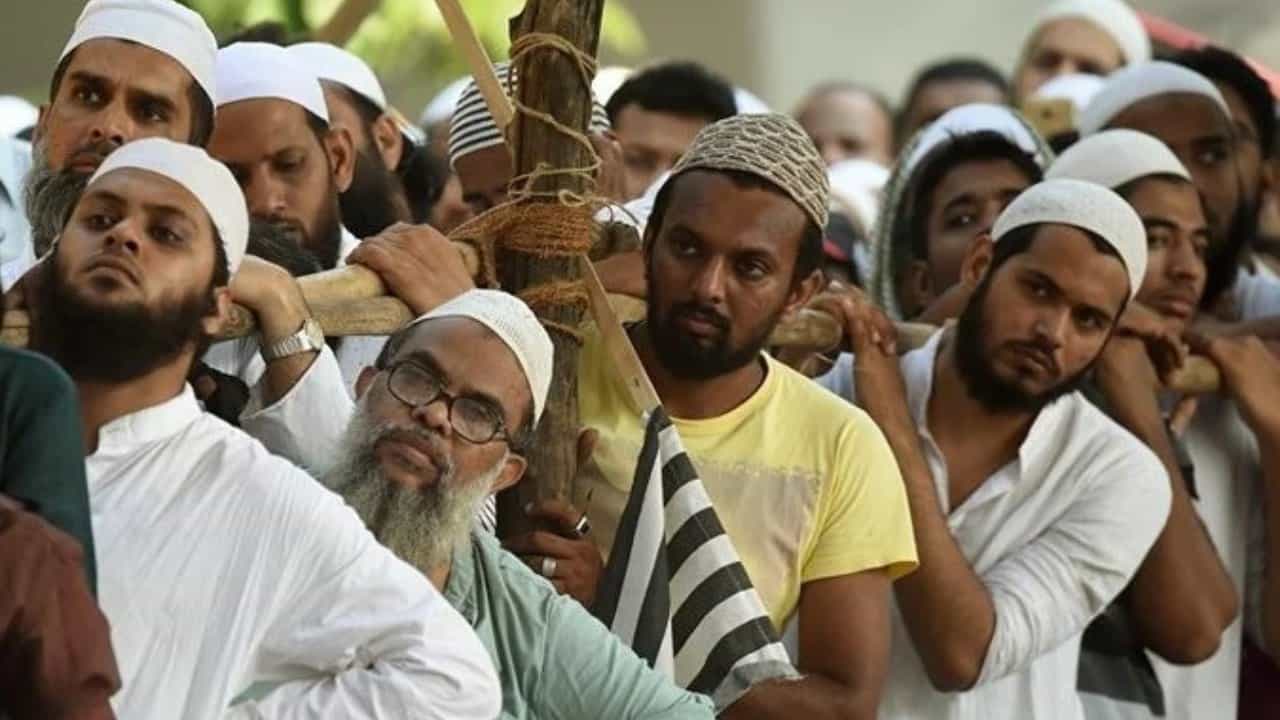 CAA on Muslims: ‘দেশের ১৮ কোটি মুসলিম নাগরিকের উপর কোনও প্রভাব পড়বে না’, CAA নিয়ে স্পষ্ট কথা শাহি দফতরের CAA on Muslims: ‘দেশের ১৮ কোটি মুসলিম নাগরিকের উপর কোনও প্রভাব পড়বে না’, CAA নিয়ে স্পষ্ট কথা শাহি দফতরের