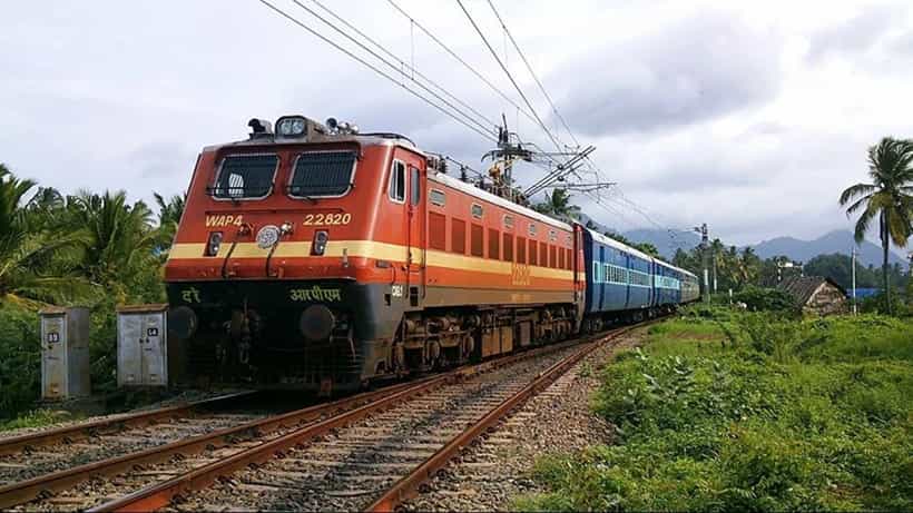 Rail Strike: ১ মে থেকে ভারত জুড়ে থেমে যাবে রেলের চাকা? ধর্মঘটের ডাক কর্মীদের