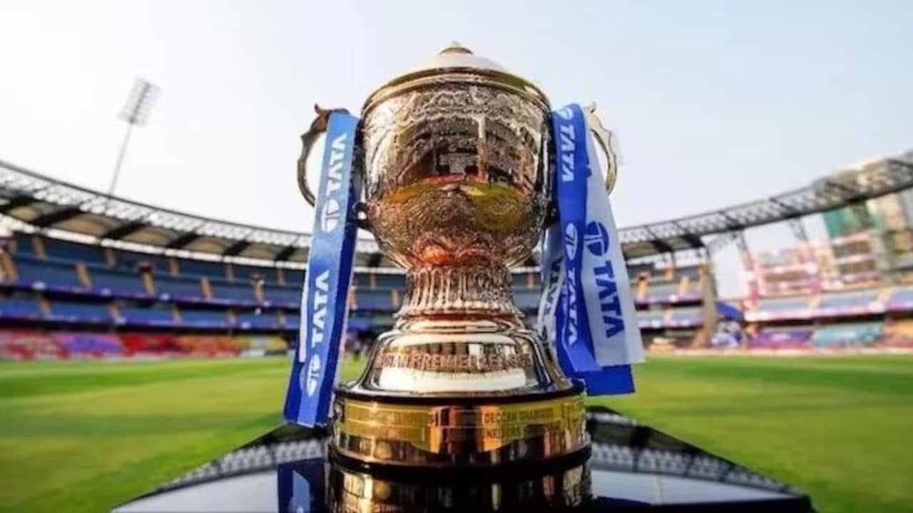 IPL 2024: কোথাও যাচ্ছে না আইপিএল, ভারতেই পুরো টুর্নামেন্ট; জানালেন খোদ চেয়ারম্যান