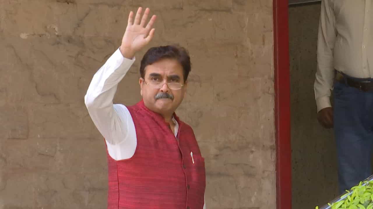Abhijit Gangopadhyay LIVE: 'শাসকদলই আমার অনুপ্রেরণা', বিজেপিতে যোগ দিয়ে বললেন অভিজিৎ গঙ্গোপাধ্যায় Abhijit Gangopadhyay LIVE: 'শাসকদলই আমার অনুপ্রেরণা', বিজেপিতে যোগ দিয়ে বললেন অভিজিৎ গঙ্গোপাধ্যায়