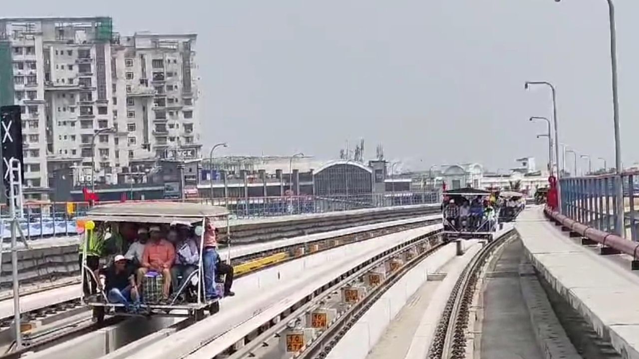 Kolkata Metro: আদৌও শেষ হবে নিউ গড়িয়া-বিমানবন্দর পর্যন্ত কাজ? রাজ্যের দিকে আঙুল কলকাতা মেট্রোর