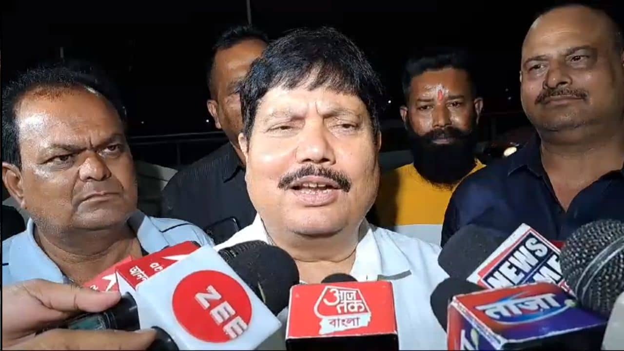 Arjun Singh: তৃণমূলে ফেরা ২০০ শতাংশ ভুল ছিল, আফশোস নিয়ে দিল্লি গেলেন অর্জুন