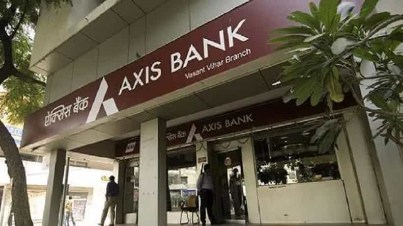 Axis Bank আনছে বিরাট বদল, আপনার স্যালারি অ্যাকাউন্টও কি এই ব্যাঙ্কেই