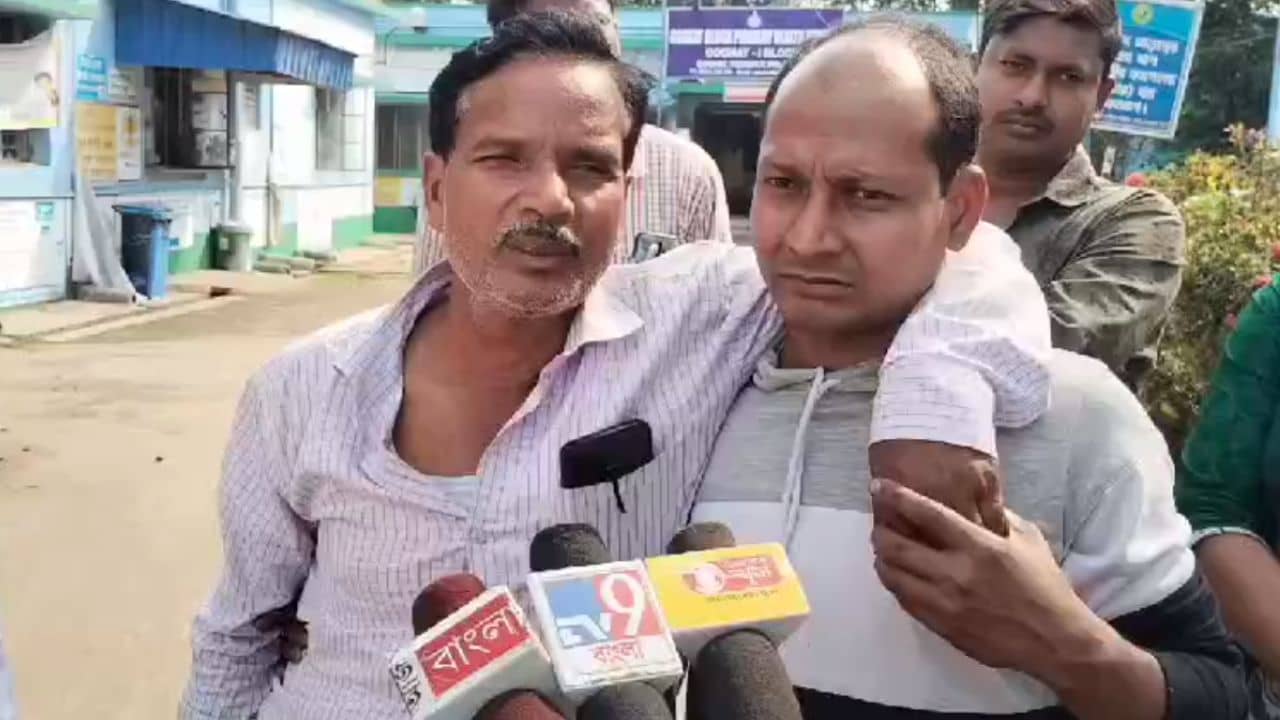 Attack on BJP: বটি দিয়ে কেটে দেয়, কেটে দেয় অবস্থা..., মানুষের দুয়ারে পৌঁছে যেতেই আক্রান্ত বিজেপি