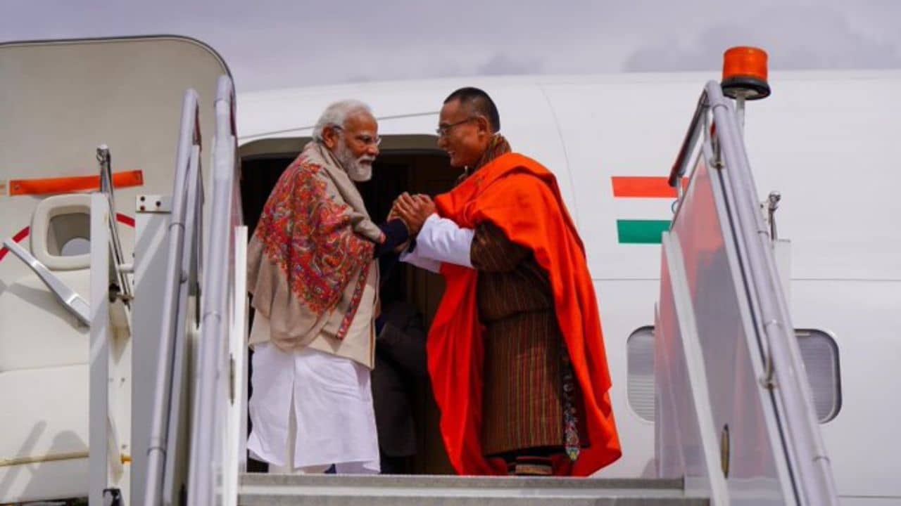 PM Narendra Modi: এটাই মোদীজির গ্যারান্টি..., নমোর ক্যারিশ্মায় মজেছেন ভুটানের প্রধানমন্ত্রীও