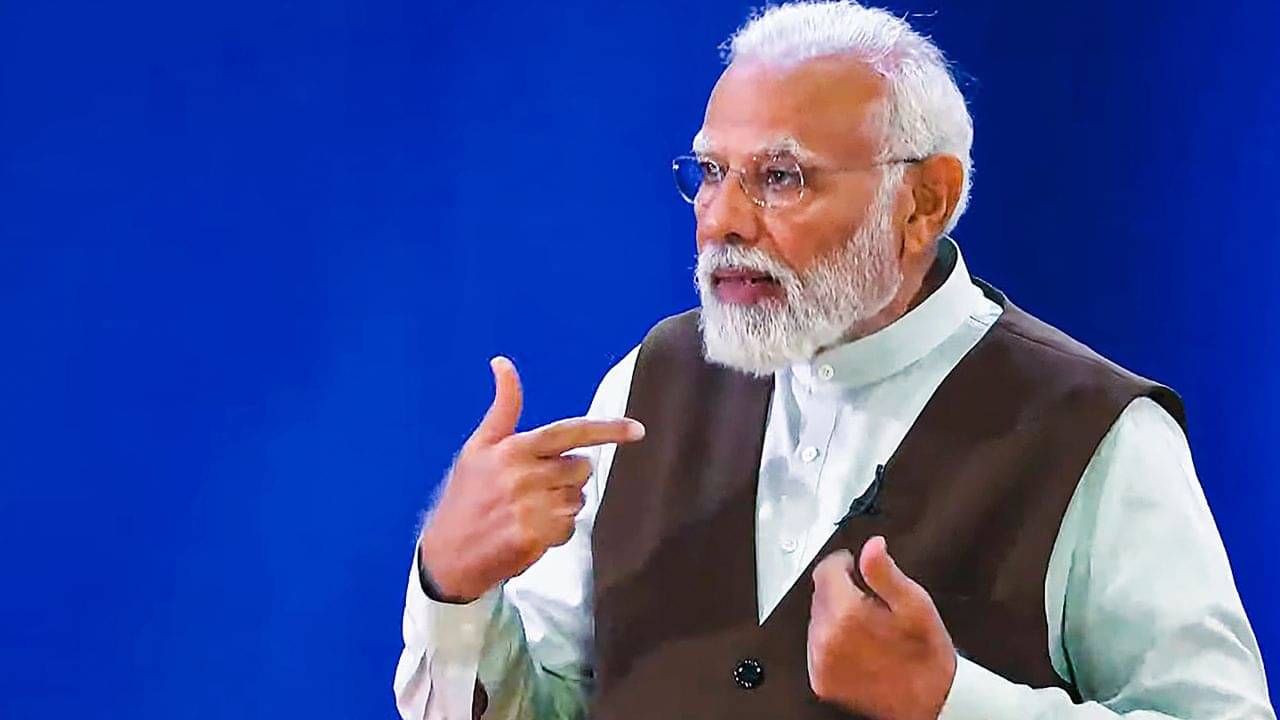 PM Narendra Modi: কোনার্কের মূর্তিও মিনি স্কার্ট পরা, ফ্যাশন ট্রেন্ড নিয়ে কী বললেন প্রধানমন্ত্রী মোদী?