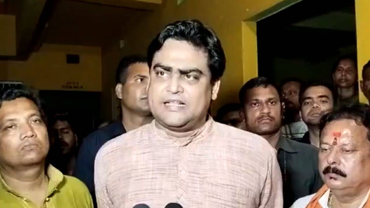 Shantanu Thakur: মমতা ১৪৪ ধারা জারি করে ঠাকুরনগরের মেলা বন্ধ করতে চাইছেন, বিস্ফোরক শান্তনু