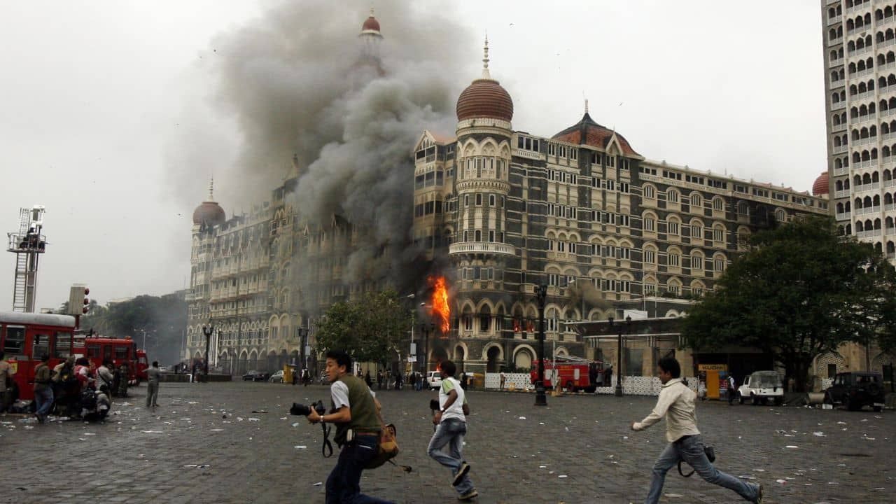 Mumbai Attack Mastermind: তাঁর ছকেই রক্তে স্নান করেছিল বাণিজ্যনগরী, খেলা শেষ মুম্বই হামলার মাস্টারমাইন্ডের