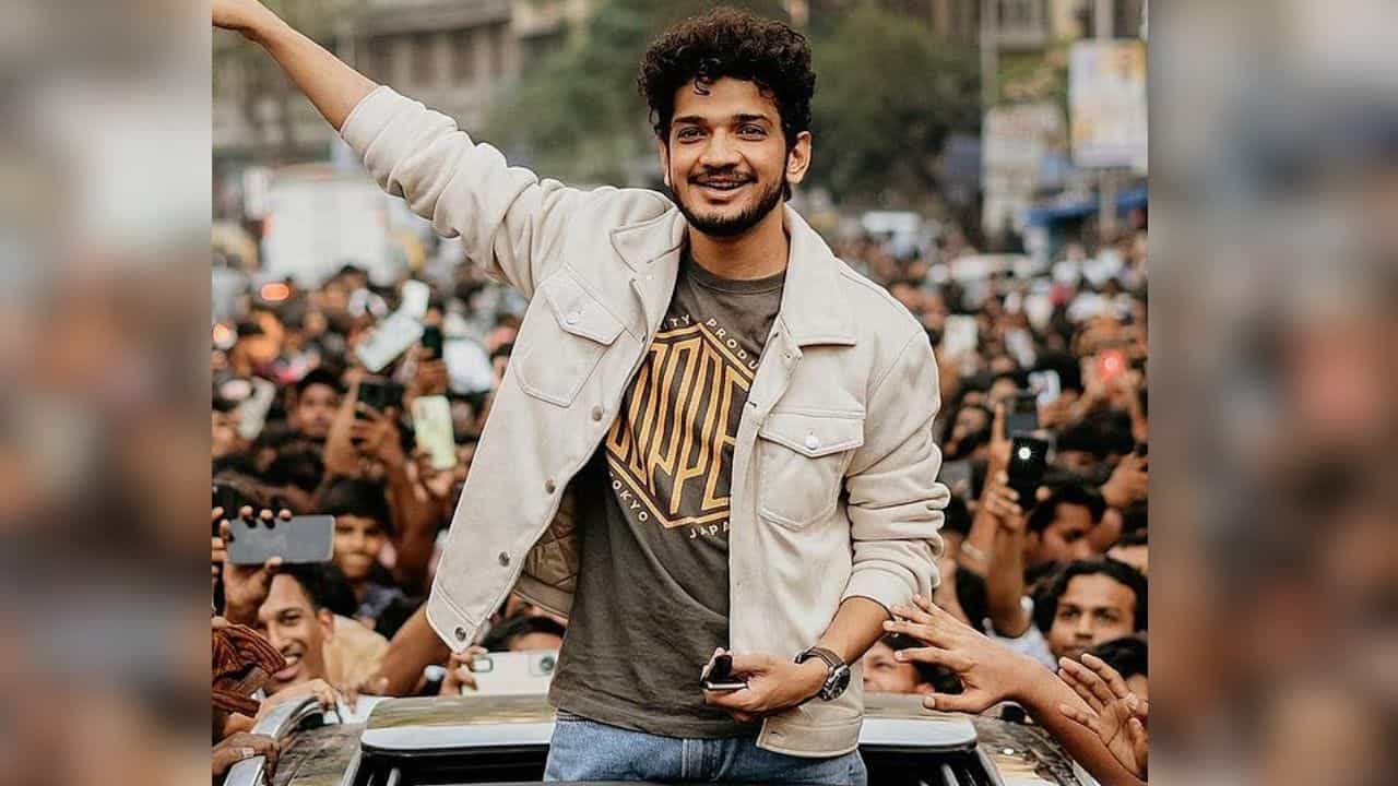 Munawar Faruqui: পুলিশের হাতে আটক মুনাওয়ার ফারুকি, উঠল মারাত্মক অভিযোগ Munawar Faruqui: পুলিশের হাতে আটক মুনাওয়ার ফারুকি, উঠল মারাত্মক অভিযোগ