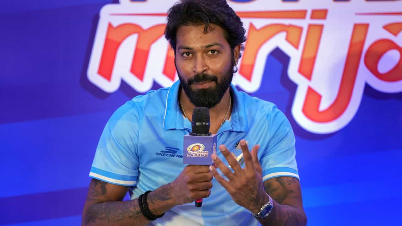 Hardik Pandya, IPL 2024: ফিনিশার নয়, অলরাউন্ডার হার্দিককে তুলে ধরতে চান MIএর ক্যাপ্টেন Hardik Pandya, IPL 2024: ফিনিশার নয়, অলরাউন্ডার হার্দিককে তুলে ধরতে চান MIএর ক্যাপ্টেন