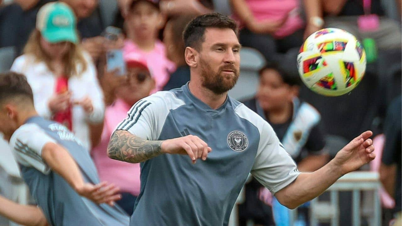 Lionel Messi: ফের প্যারিসে খেলতে দেখা যাবে মেসিকে? বড় আপডেট মাসচেরানোর