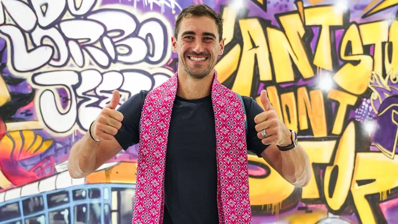 Mitchell Starc: গভীর রাতে কলকাতায় স্টার্ক, আজই ইডেনে নামছেন IPL এর সবচেয়ে দামি ক্রিকেটার!