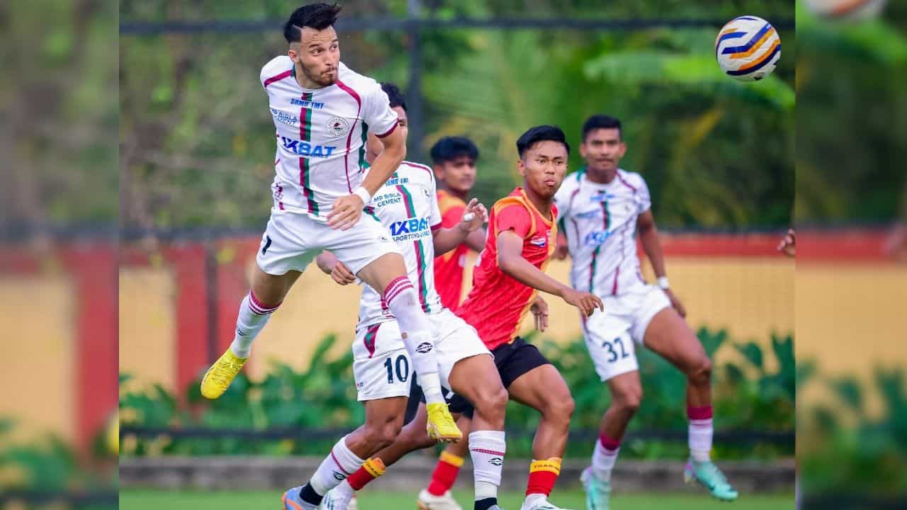 Mohun Bagan vs East Bengal: এ যেন পঁচাত্তরের স্মৃতি! ইস্টবেঙ্গলকে ৫ গোল দিল মোহনবাগান Mohun Bagan vs East Bengal: এ যেন পঁচাত্তরের স্মৃতি! ইস্টবেঙ্গলকে ৫ গোল দিল মোহনবাগান