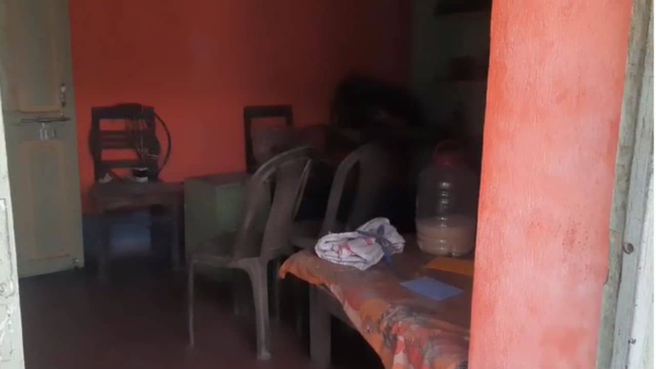 Murshidabad News: তাই বলে কি না বাবার সঙ্গে? ছেলের এই অবস্থা মেনে নিতে পারলেন না এলাকাবাস