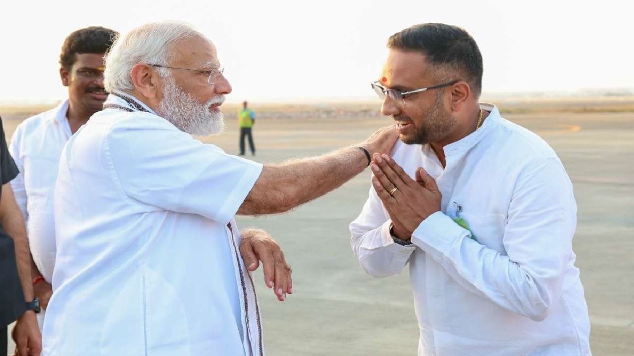 PM Modi in Chennai: সদ্যোজাত যমজ শিশুকে ছেড়ে মোদীর সঙ্গে দেখা করতে এলেন BJP কর্মী!