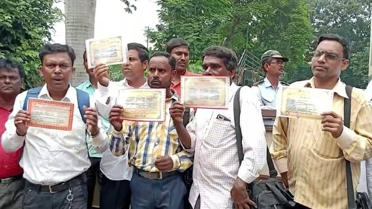 Rose Valley: চিটফান্ডে আমানতকারীদের ৯০০ কোটি টাকা ফেরাচ্ছে কমিশন, কোথায় কীভাবে আবেদন করবেন, রইল সম্পূর্ণ তথ্য!