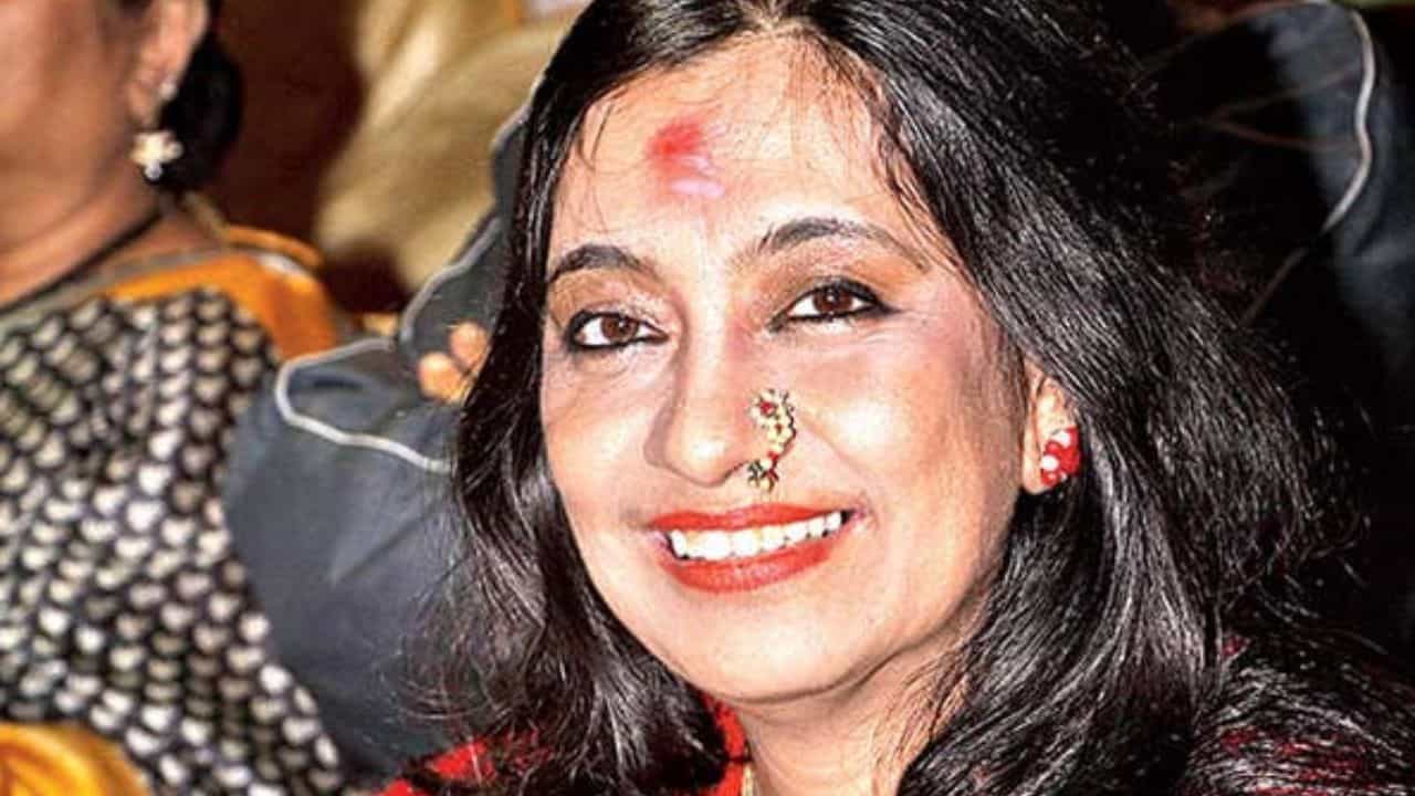 হালে নয়, ক্লাস নাইন থেকেই 'ক্যানসার'-এ আক্রান্ত গায়িকা স্বাগতালক্ষ্মী দাশগুপ্ত, জানতেন? হালে নয়, ক্লাস নাইন থেকেই 'ক্যানসার'-এ আক্রান্ত গায়িকা স্বাগতালক্ষ্মী দাশগুপ্ত, জানতেন?