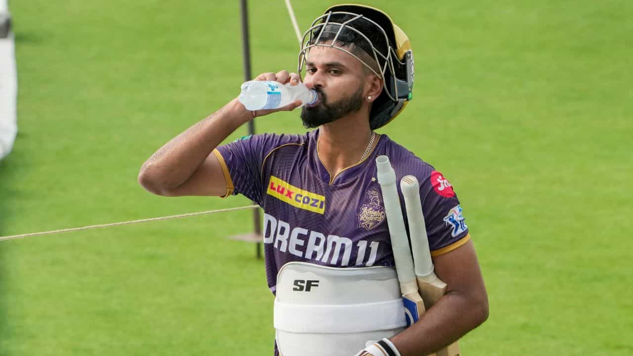 BCCI News: বোর্ডের চুক্তিতে কোটিপতি নতুন দুই তরুণ, ফিরলেন না শ্রেয়স! BCCI News: বোর্ডের চুক্তিতে কোটিপতি নতুন দুই তরুণ, ফিরলেন না শ্রেয়স!