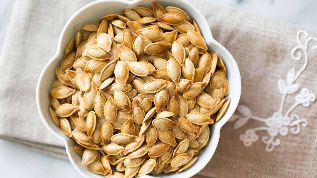 Pumpkin Seed Benefit: এই বীজে লুকিয়ে মস্তিষ্কের পুষ্টি, ভুল করেও ফেলবেন না