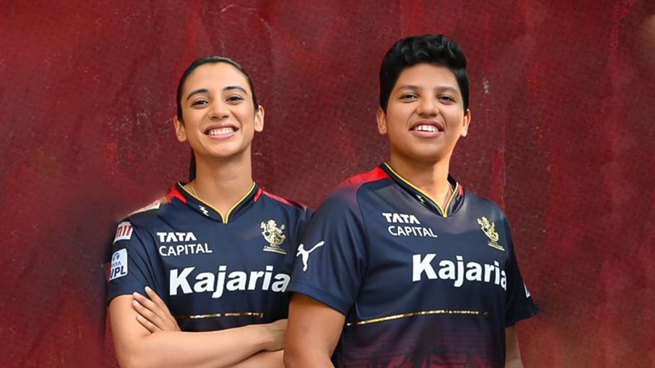 Smriti Mandhana-Richa Ghosh: বিলেতেও সফল বাংলার রিচা ঘোষ, সঙ্গী স্মৃতি মান্ধানা
