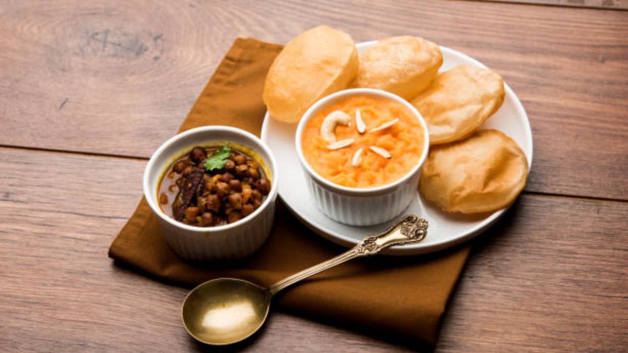শুক্রবার অনেকেই শিবরাত্রির উপবাস রাখবেন। কেউ শনিবার। উপোসের সঙ্গে তো আর অফিস ছুটি থাকবে না। সঙ্গে বাড়ির একাধিক কাজও থাকে। বাড়ি সামলে বাইরের কাজ করাও খুব মুশকিল হয়