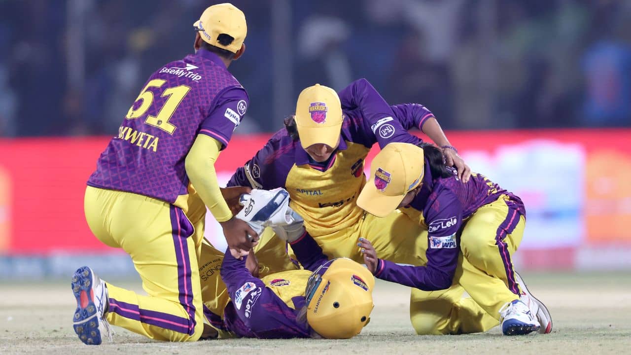 WPL 2024: ১১ বলে ছয় উইকেট! দীপ্তির দাপটে ১ রানে জয় UP-র