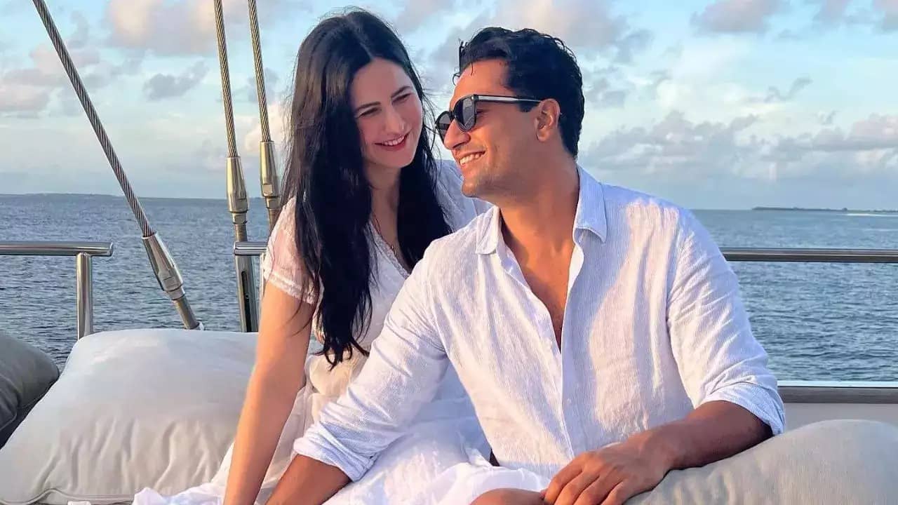 দীপিকার পর এবার ক্যাটরিনা? অন্তঃসত্ত্বা হওয়ার খবর কি শীঘ্রই আসতে চলেছে...