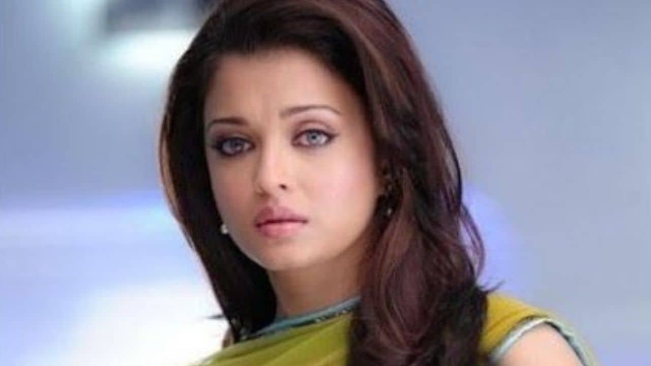 তোমাকে আমি প্রাণের চেয়েও বেশি ভালবাসি, বিচ্ছেদের গুঞ্জনের মাঝে কাকে কেঁদে-কেঁদে বললেন ঐশ্বর্য