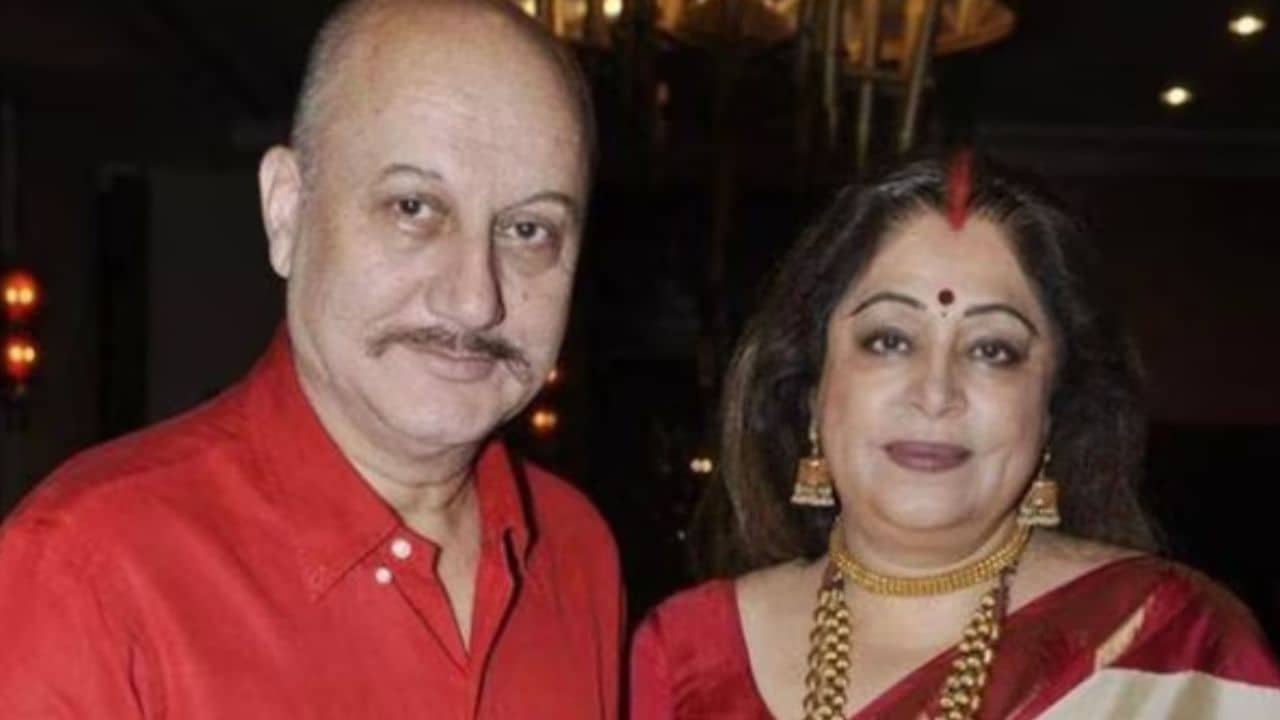 বিবাহিত হয়েও অনুপমের সঙ্গে প্রেম, কে ছিলেন কিরণের প্রথম স্বামী? রইল ছবি